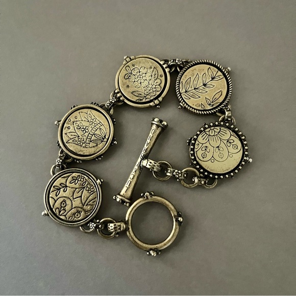 Lucky Brand Toggle Bracelet Antique Bronze Swivel Coins - Picture 11 of 14